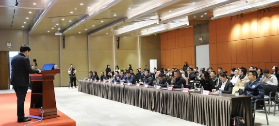 龙岗大力支持低空经济发展，补贴开通多条惠民“空中的士”航线
