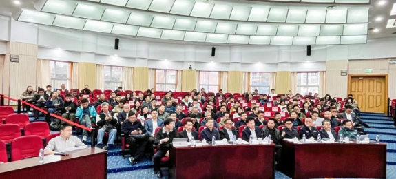 东部通航助力低空经济标准化建设！安全、场景、服务，三项标准共驱城市空中交通未来发展